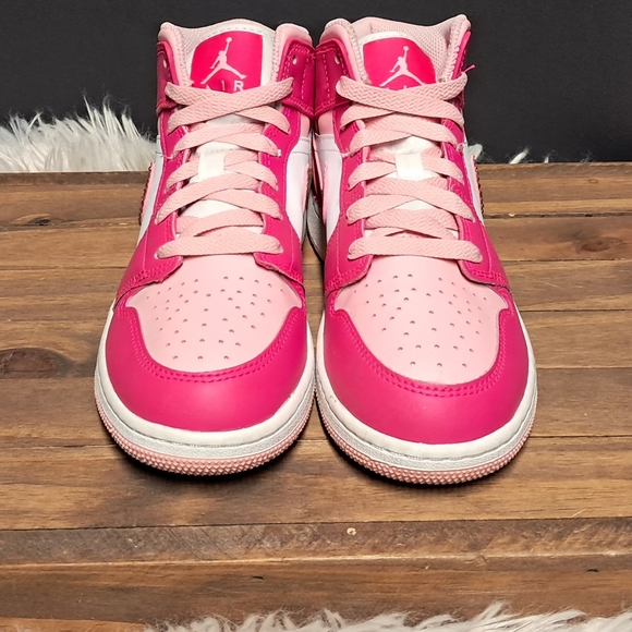 Custom Swarovski Crystal Embellished Air Jordans Size 4 Girls - Picture 11 of 12